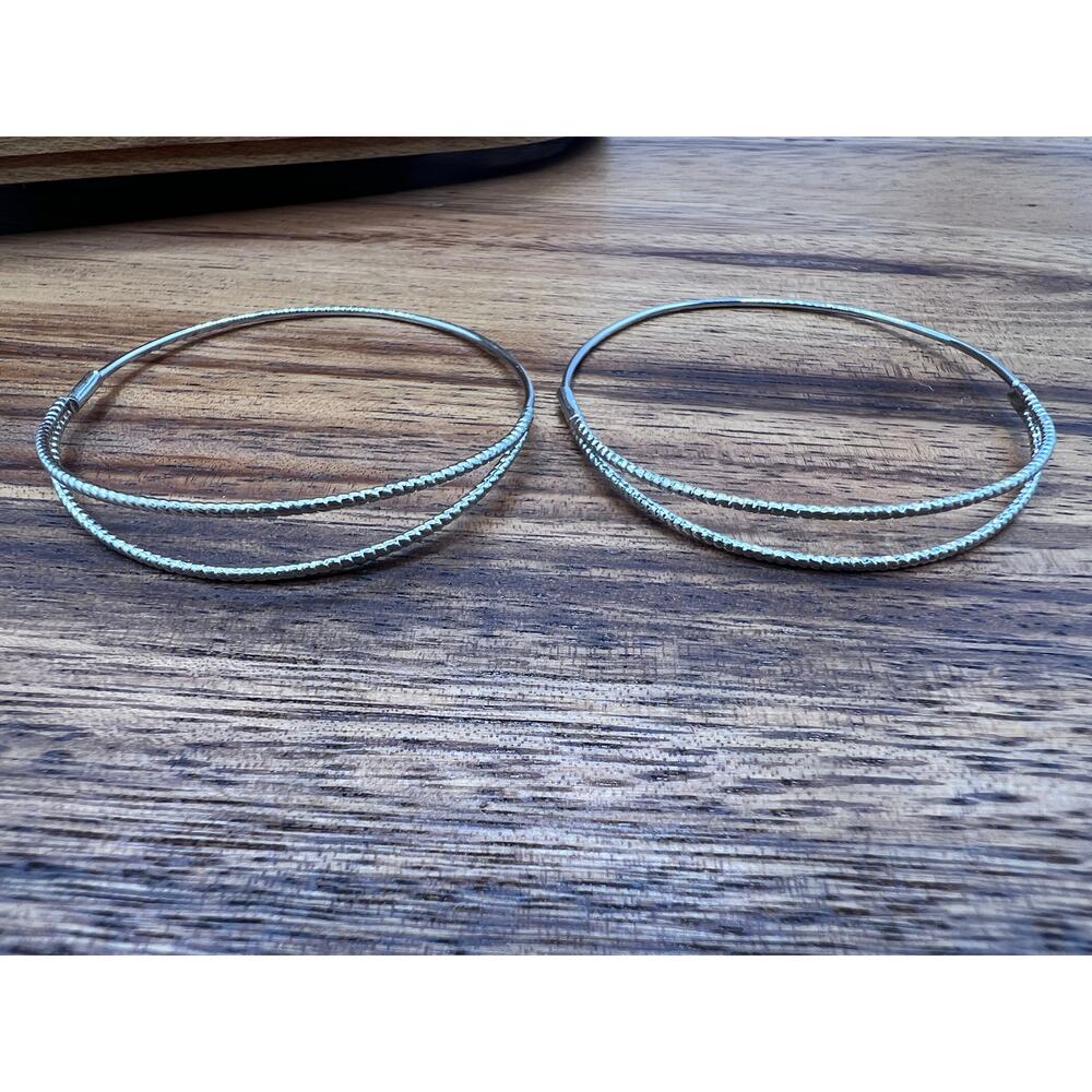 Modern White Ball Drop & Silver Tone Hoop Earrings 2 Pairs NEW! - Picture 5 of 7
